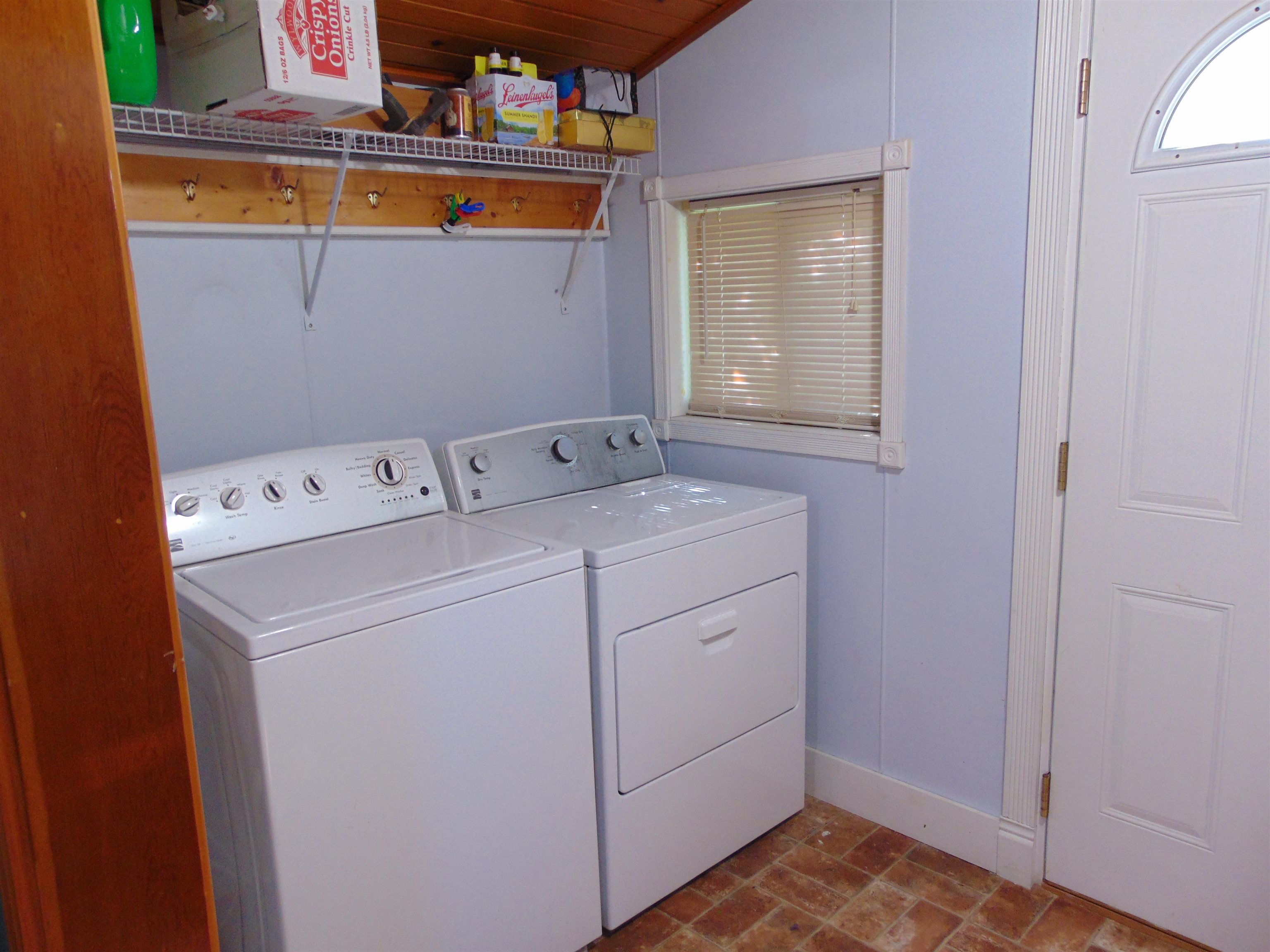 4449 North State Road Alma, MI 48801 - Photo 38 of 48 1899856-37.JPG