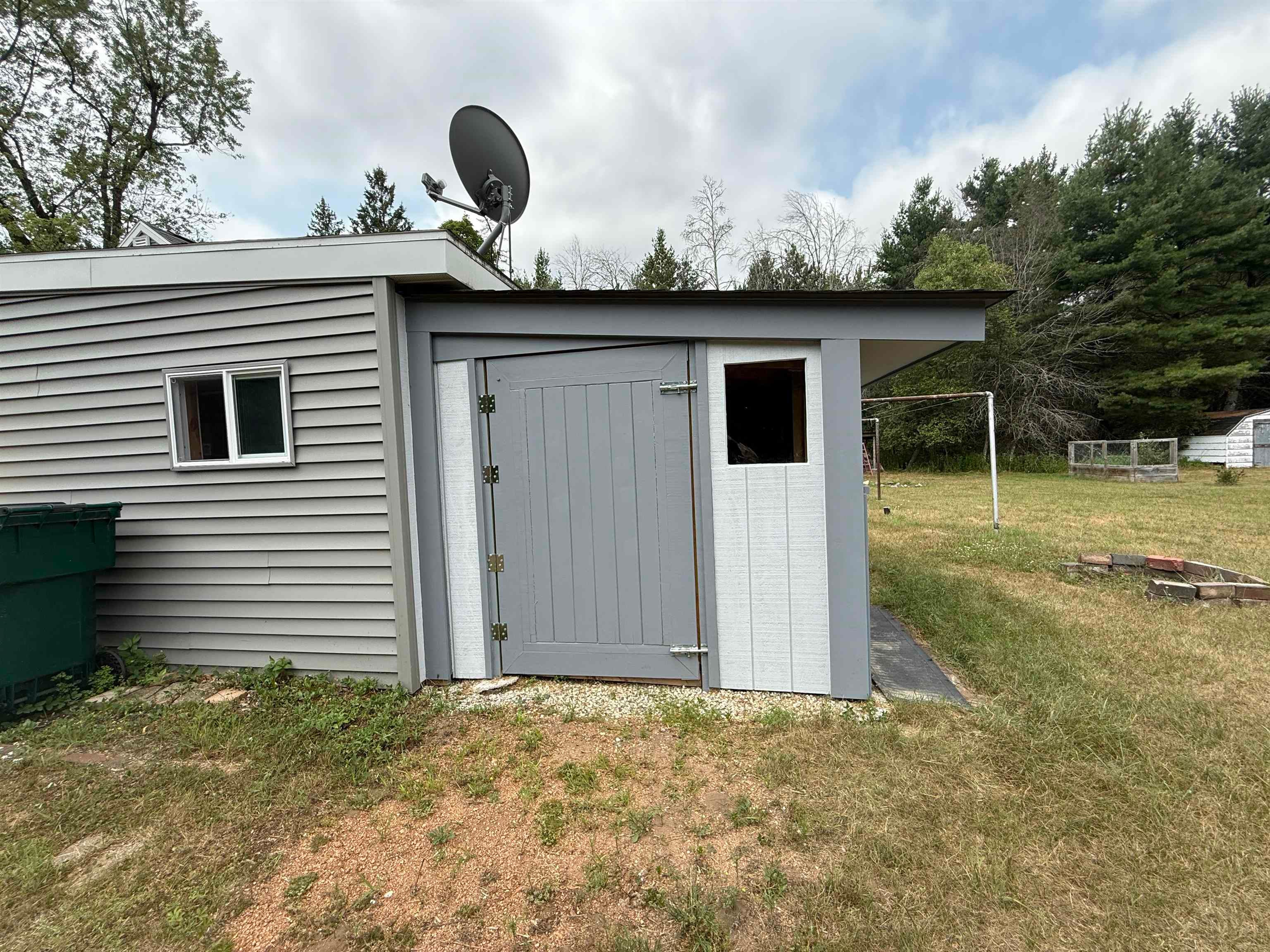 5231 North Beach Road Wisconsin Rapids, WI 54494 - Photo 2 of 27
