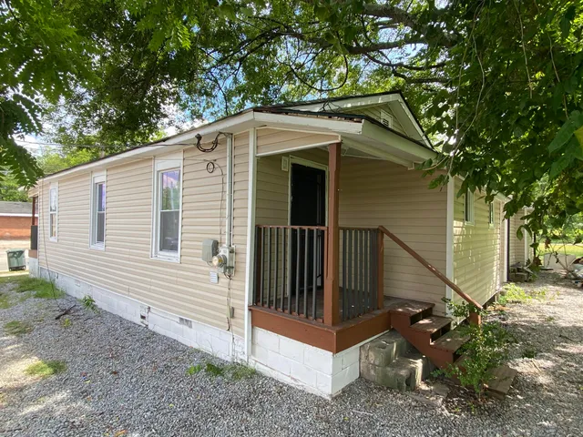 $1,350 | 3805 Alton Park Boulevard, Chattanooga, TN 37410