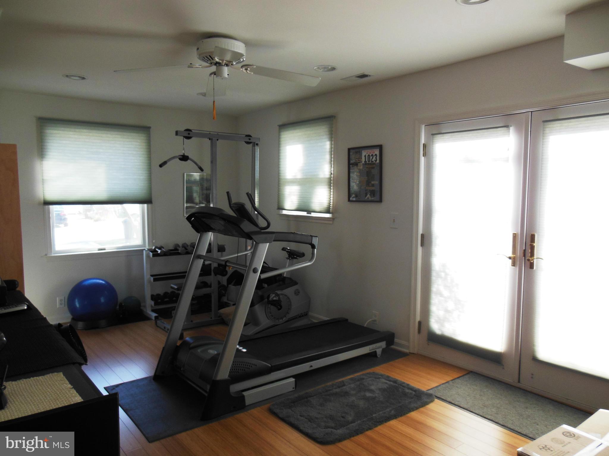 1505 Warfield Road Edgewater, MD 21037 - Photo 14 of 30 Interior (General)