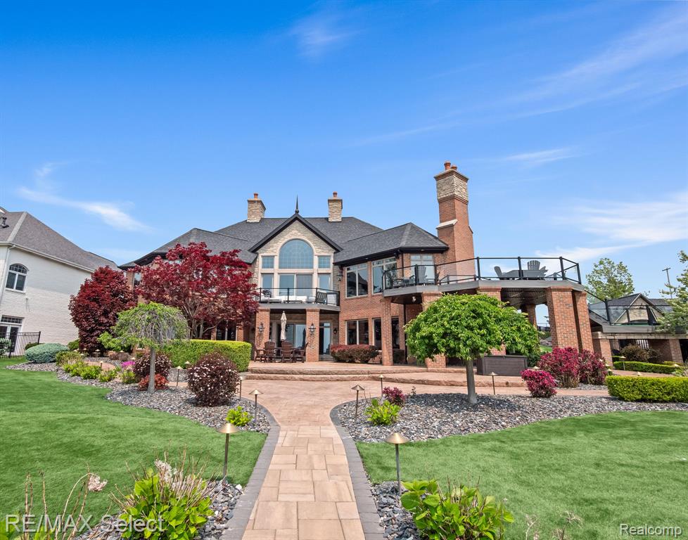 2559 North Long Lake Road Fenton, MI 48430 - Photo 82 of 90 Gallery Image 82
