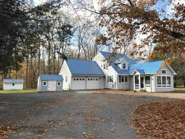 $395,000 | 785 Brattleboro Road, Hinsdale, NH 03451
