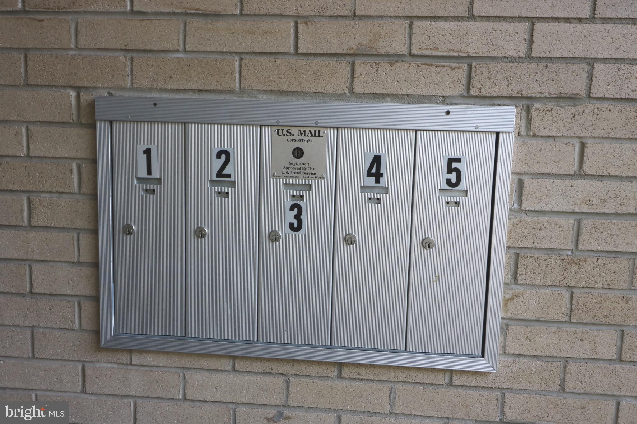 220 P Street Northwest, Unit 4 Washington, DC 20001 - Photo 4 of 44 Indoor Mailbox