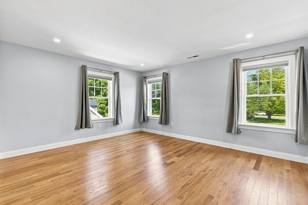 698 Trapelo Road Waltham, MA 02452 - Photo 17 of 32 Gallery Image 17