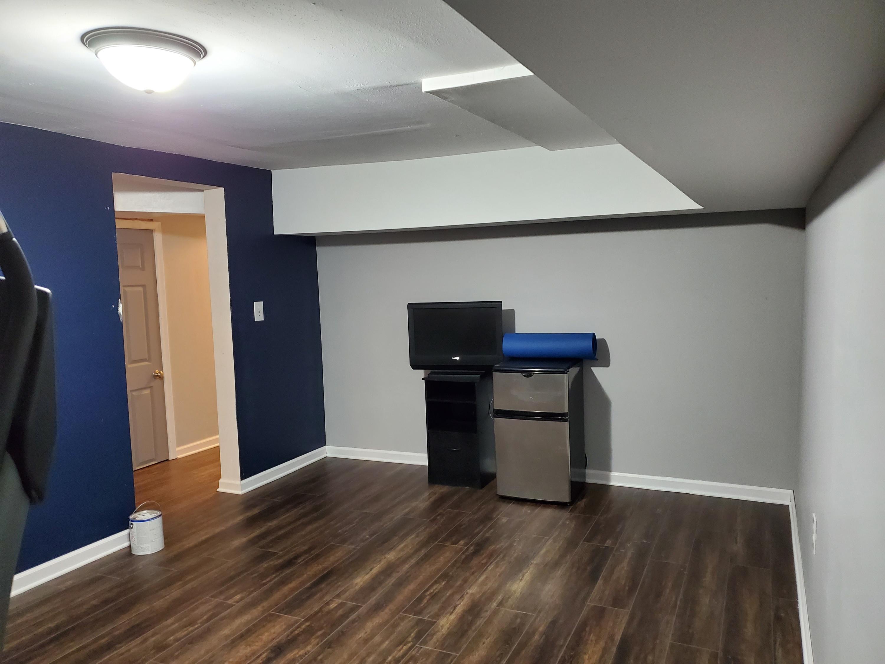 5308 Grandin Rd Extension Roanoke, VA 24018 - Photo 11 of 30 Family Room