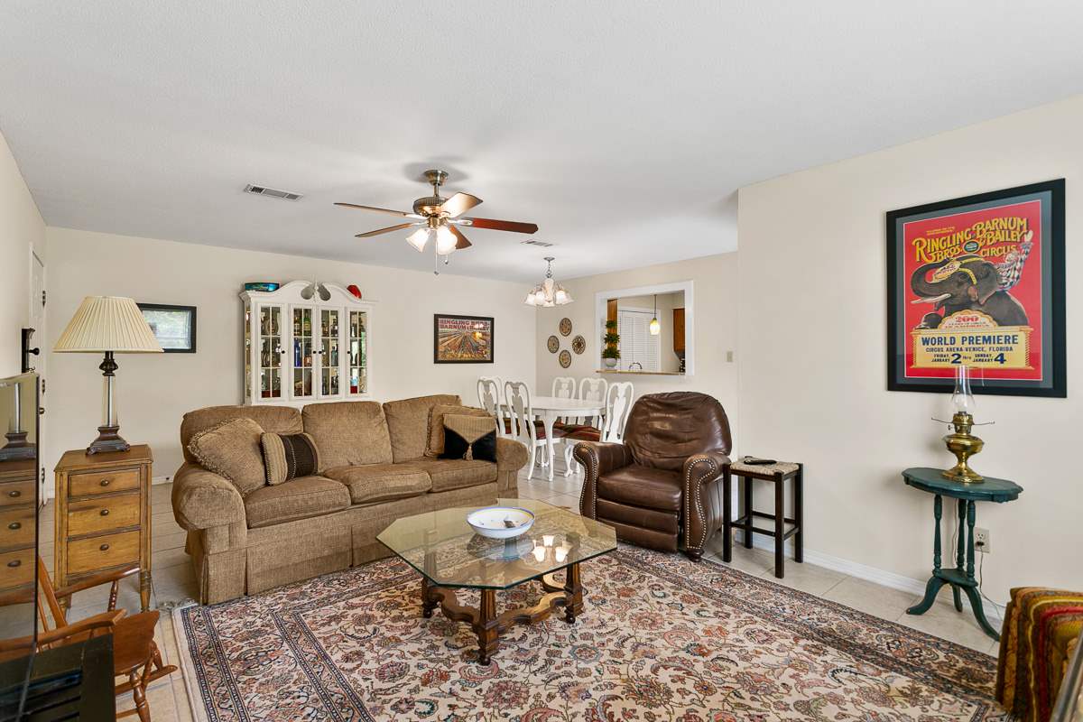 200 Autumn Drive, Unit 2D Fairhope, AL 36532 - Photo 5 of 16