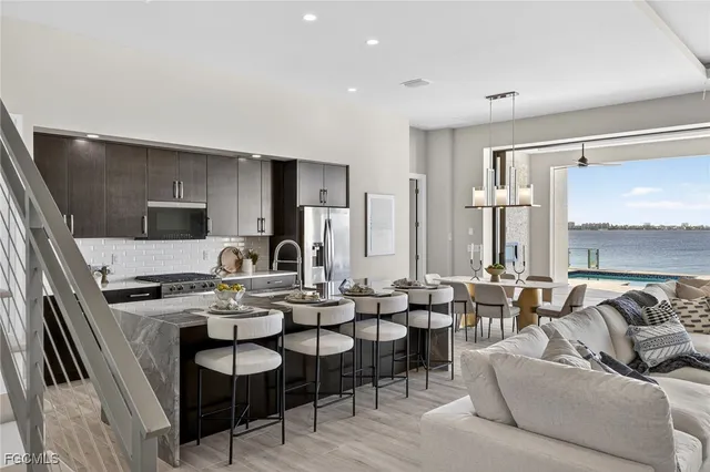 $4,149,000 | 1024 Dolphin Drive, Cape Coral, FL 33904