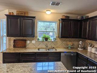 1211 Devine Drive Devine, TX 78016 - Photo 4 of 29