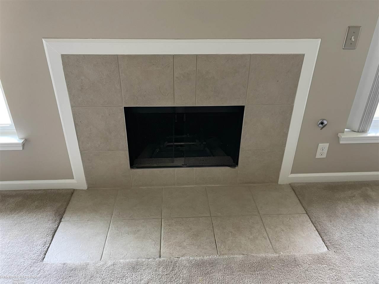 3697 Oakmonte Boulevard Rochester, MI 48306 - Photo 3 of 20 Gallery Image 3