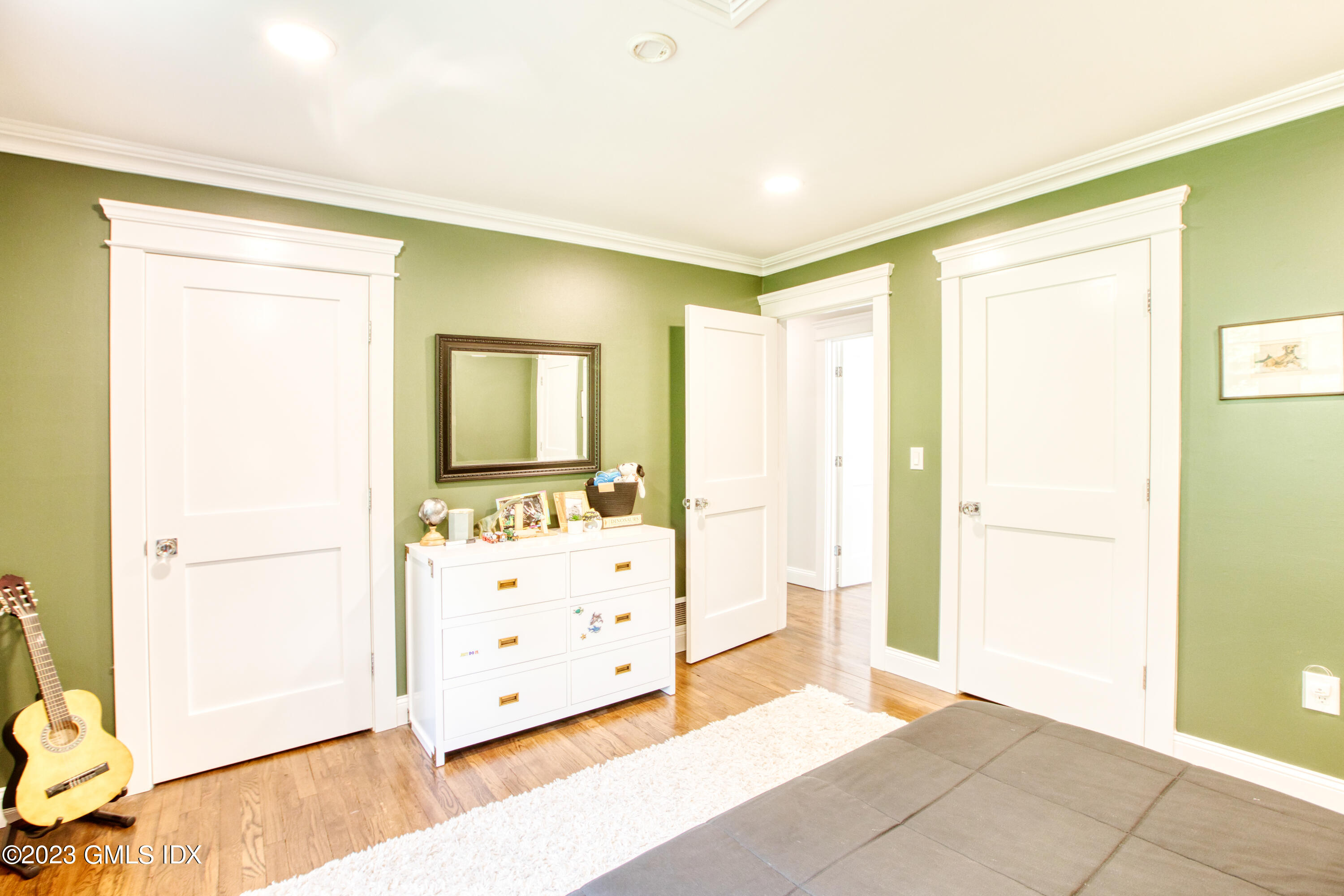 340 Webbs Hill Road Stamford, CT 06903 - Photo 27 of 36 a view of room with window and bathroom