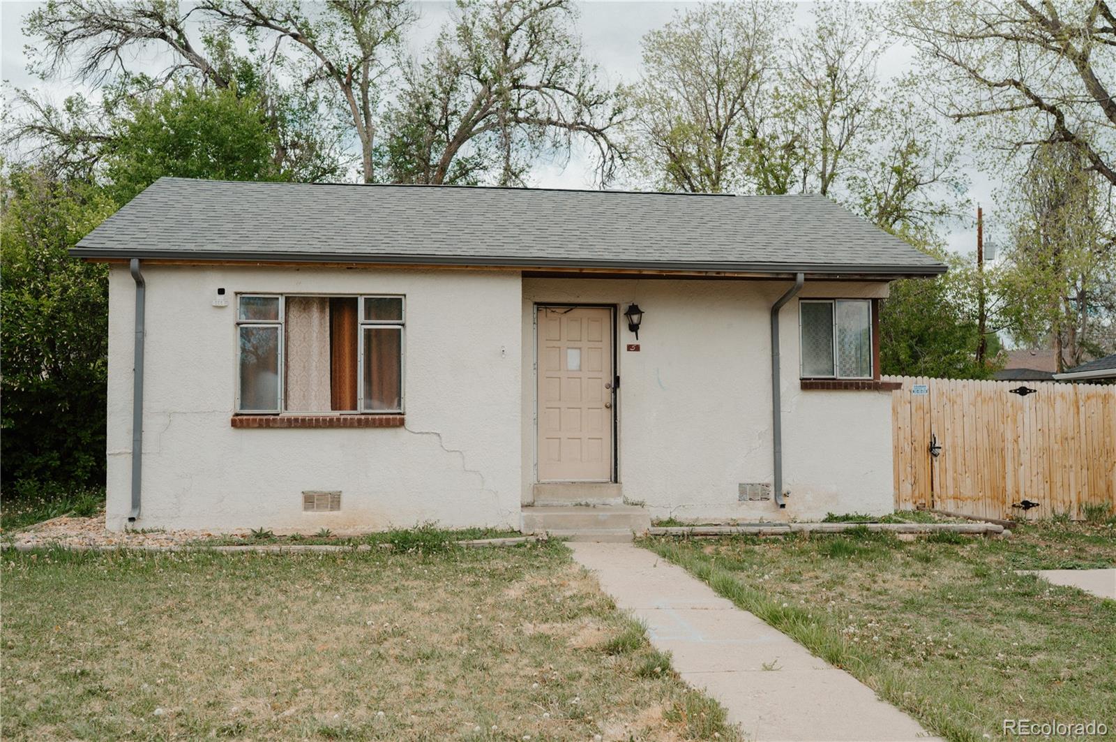 5 Stuart Street Denver, CO 80219 - Photo 2 of 10
