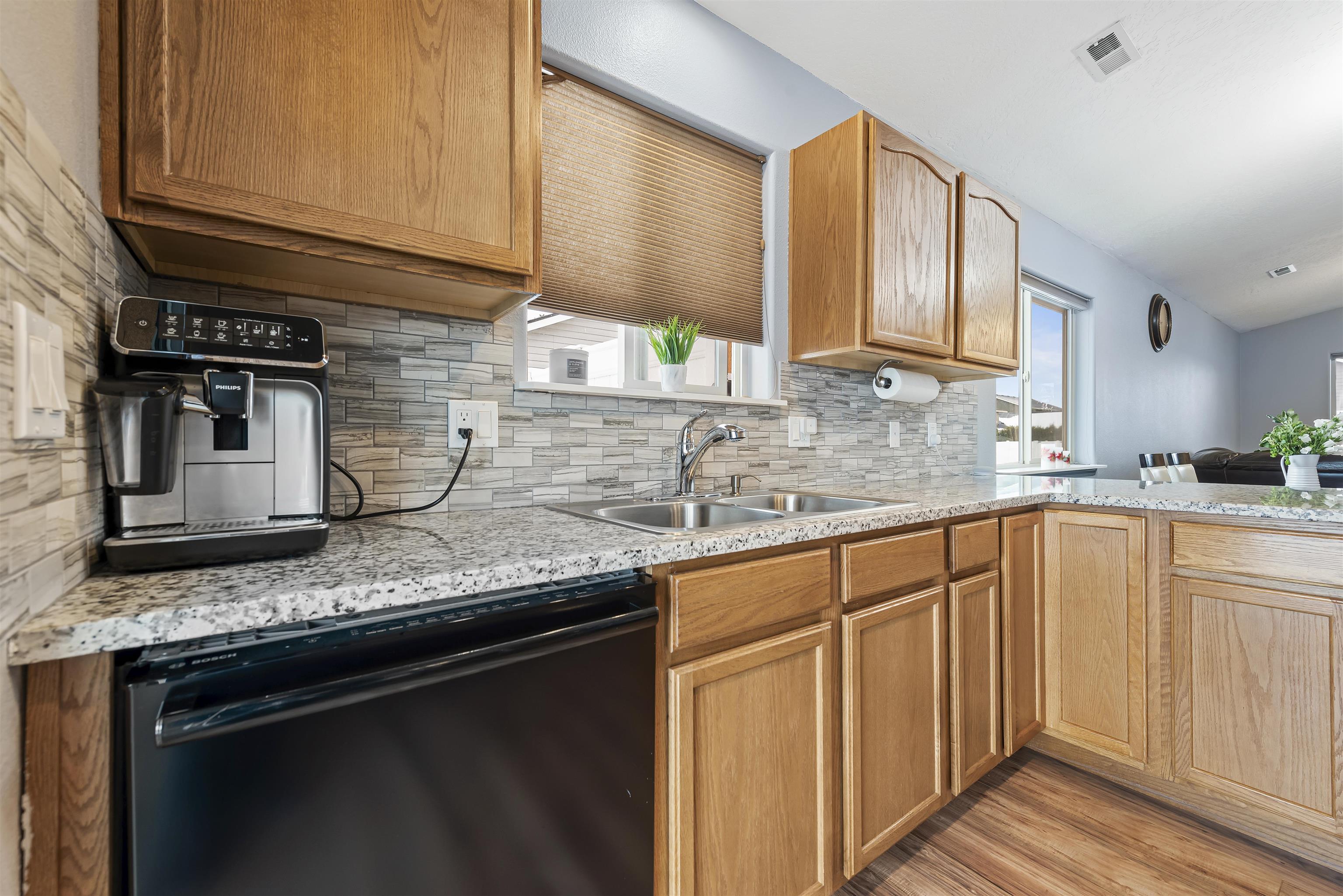 4405 South Mack Road Spokane, WA 99224 - Photo 12 of 25