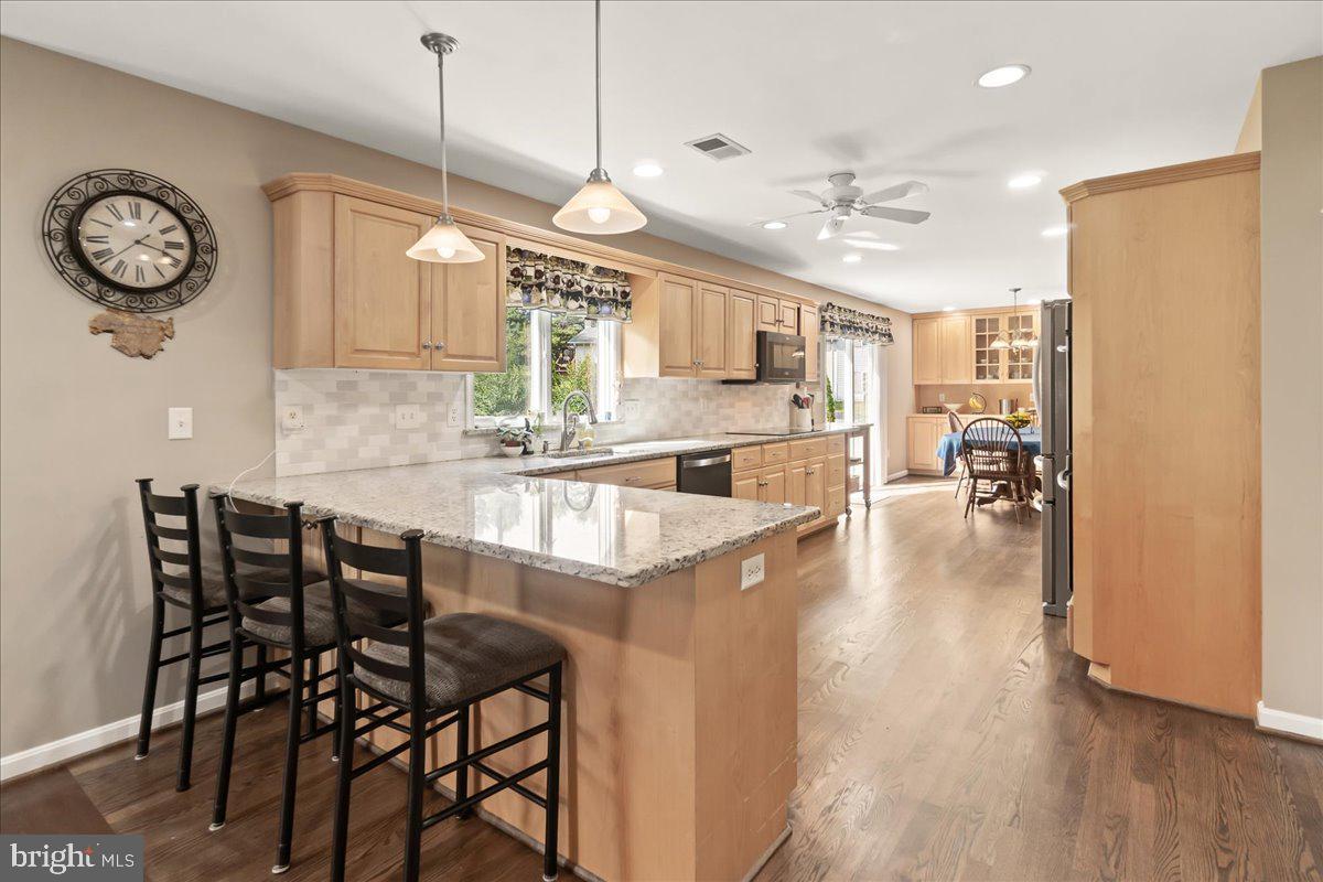 28620 Clarksburg Road Damascus, MD 20872 - Photo 15 of 79 Abundance of Natural Light in the kitchen!