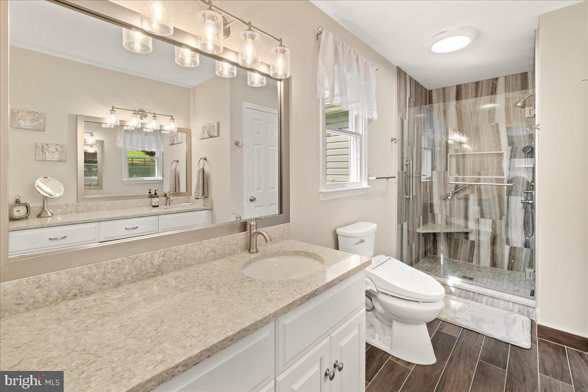 28620 Clarksburg Road Damascus, MD 20872 - Photo 30 of 79 Primary Bathroom Suite