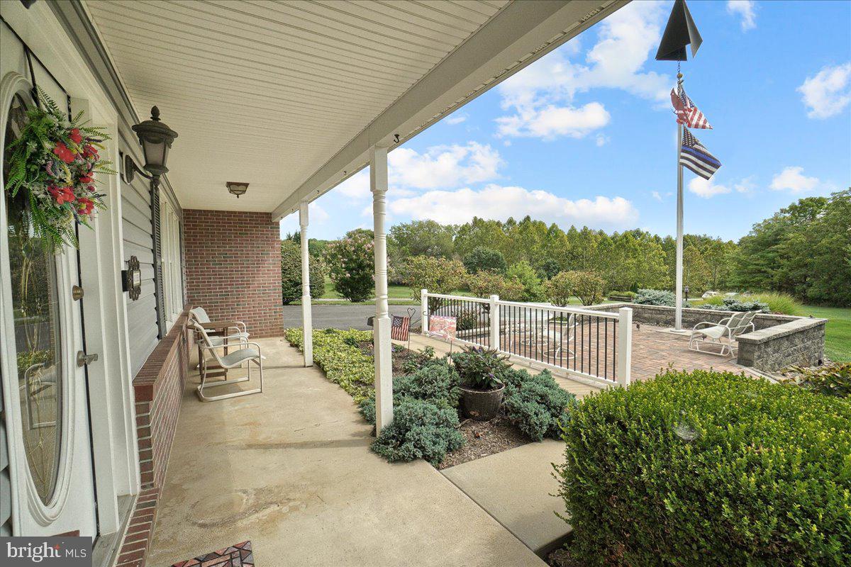 28620 Clarksburg Road Damascus, MD 20872 - Photo 4 of 79 the Porch!
