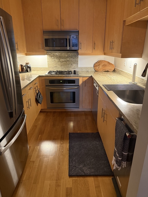 101 Broad Street, Unit 4D Boston, MA 02110 - Photo 6 of 11