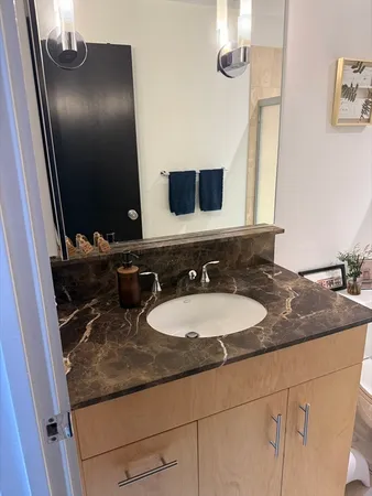 $3,995 | 101 Broad Street, Unit 4D, Boston, MA 02110