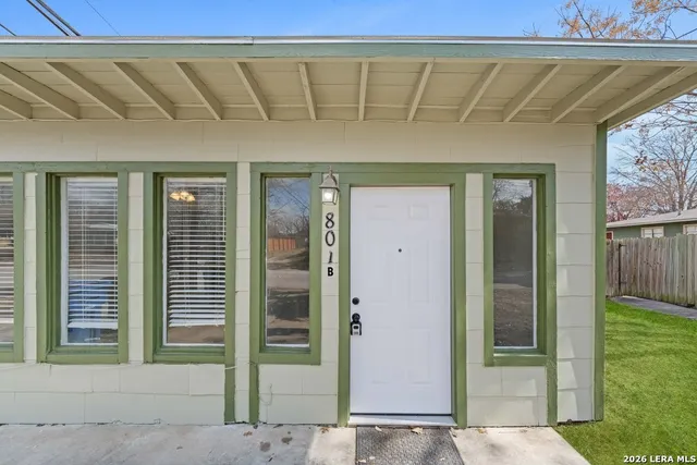 $875 | 801 Rittiman Road, Unit B, San Antonio, TX 78209