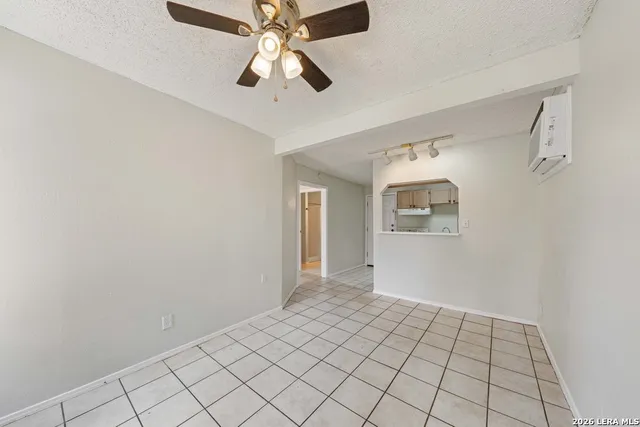$875 | 801 Rittiman Road, Unit B, San Antonio, TX 78209