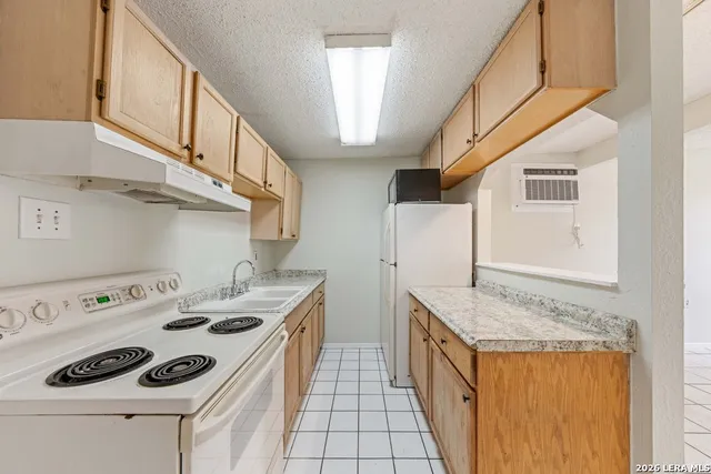 $875 | 801 Rittiman Road, Unit B, San Antonio, TX 78209