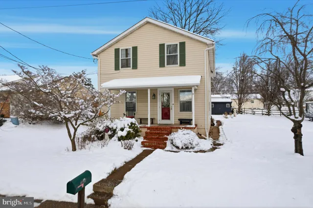 $409,900 | 301 North 3rd Street, Telford, PA 18969