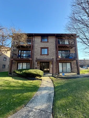 $1,300 | 8549 151st Street, Unit 3E, Orland Park, IL 60462