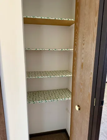 $1,300 | 8549 151st Street, Unit 3E, Orland Park, IL 60462