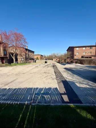 $1,300 | 8549 151st Street, Unit 3E, Orland Park, IL 60462