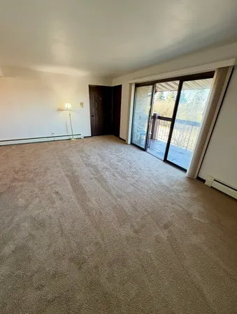 $1,300 | 8549 151st Street, Unit 3E, Orland Park, IL 60462