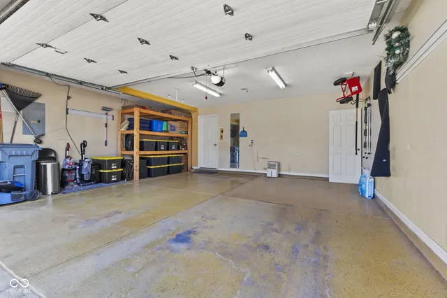 $400,000 | 14886 Redcliff Drive, Noblesville, IN 46062