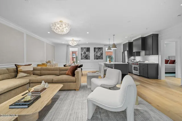 $1,650,000 | 19 Washington Street, Unit 255J, Saratoga Springs, NY 12866