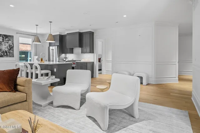 $1,650,000 | 19 Washington Street, Unit 255J, Saratoga Springs, NY 12866