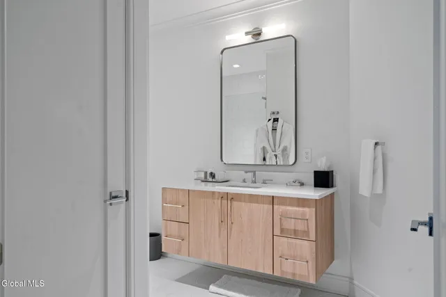 $1,650,000 | 19 Washington Street, Unit 255J, Saratoga Springs, NY 12866