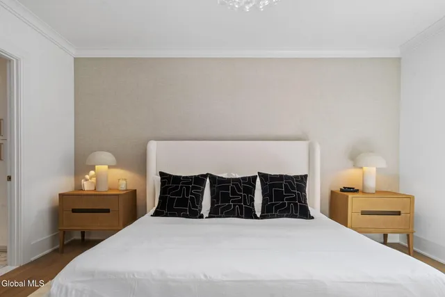 $1,650,000 | 19 Washington Street, Unit 255J, Saratoga Springs, NY 12866