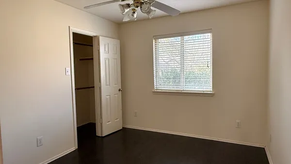 $1,900 | 13111 Leader Trail, Houston, TX 77072