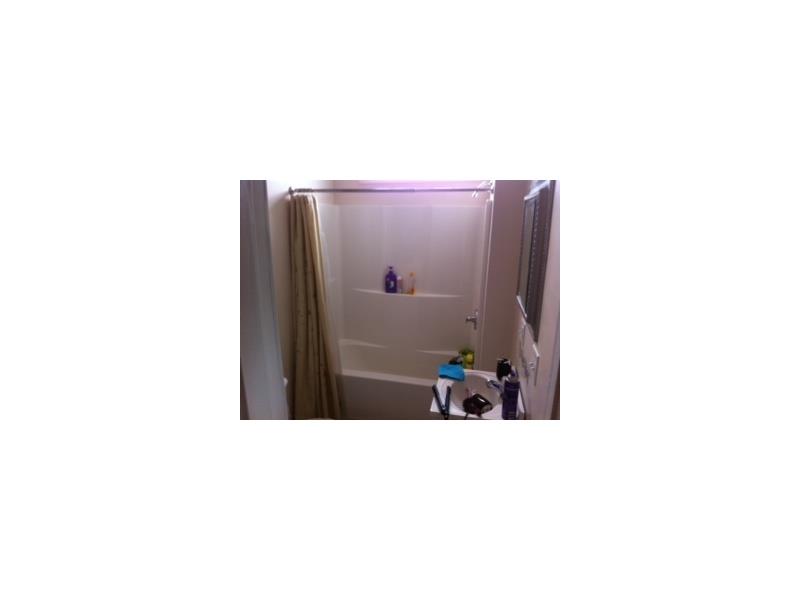 Full Bath. 