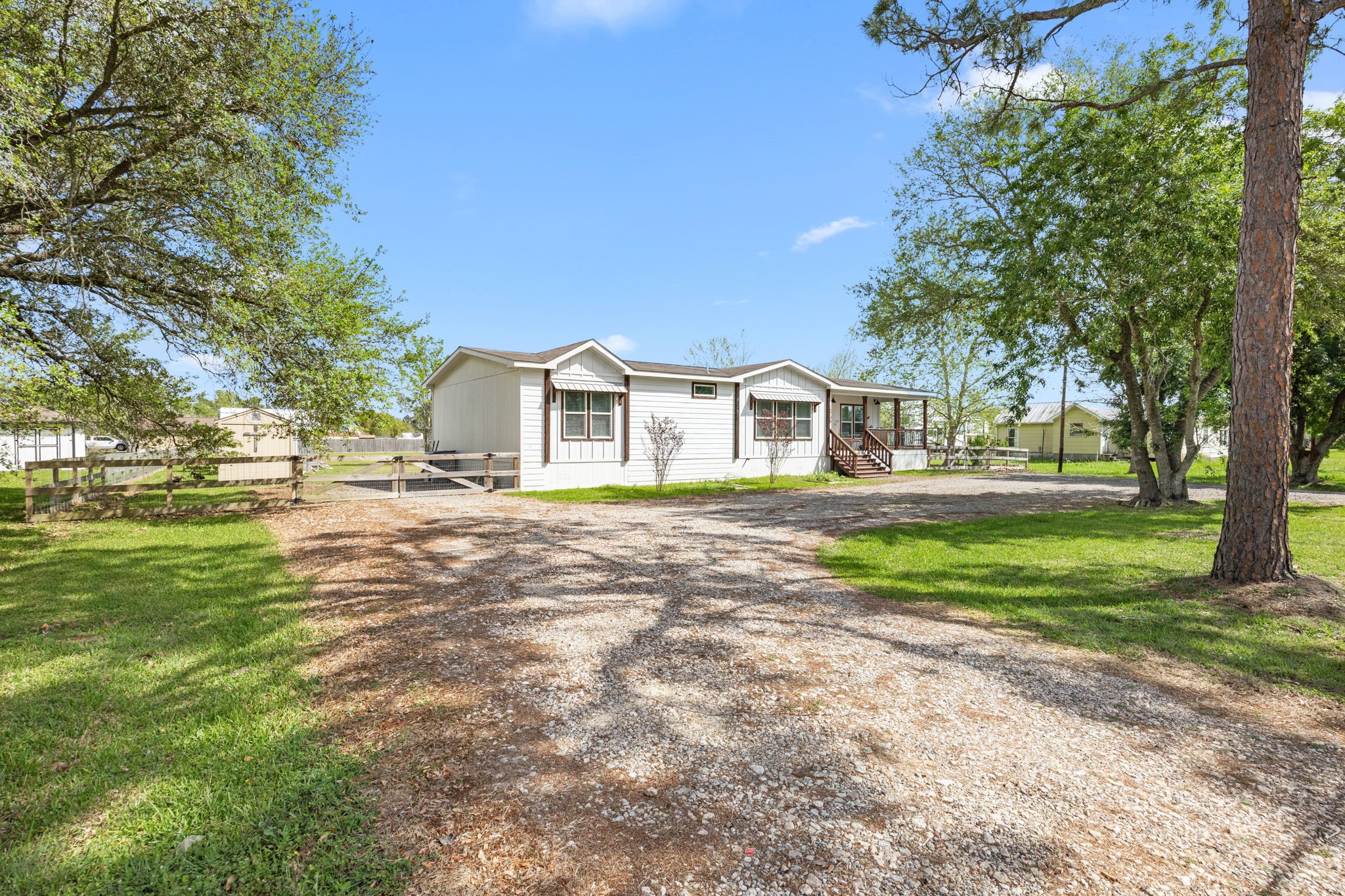 12708 28th Street Santa Fe, TX 77510 - Photo 2 of 29 a front view of a house with a yard