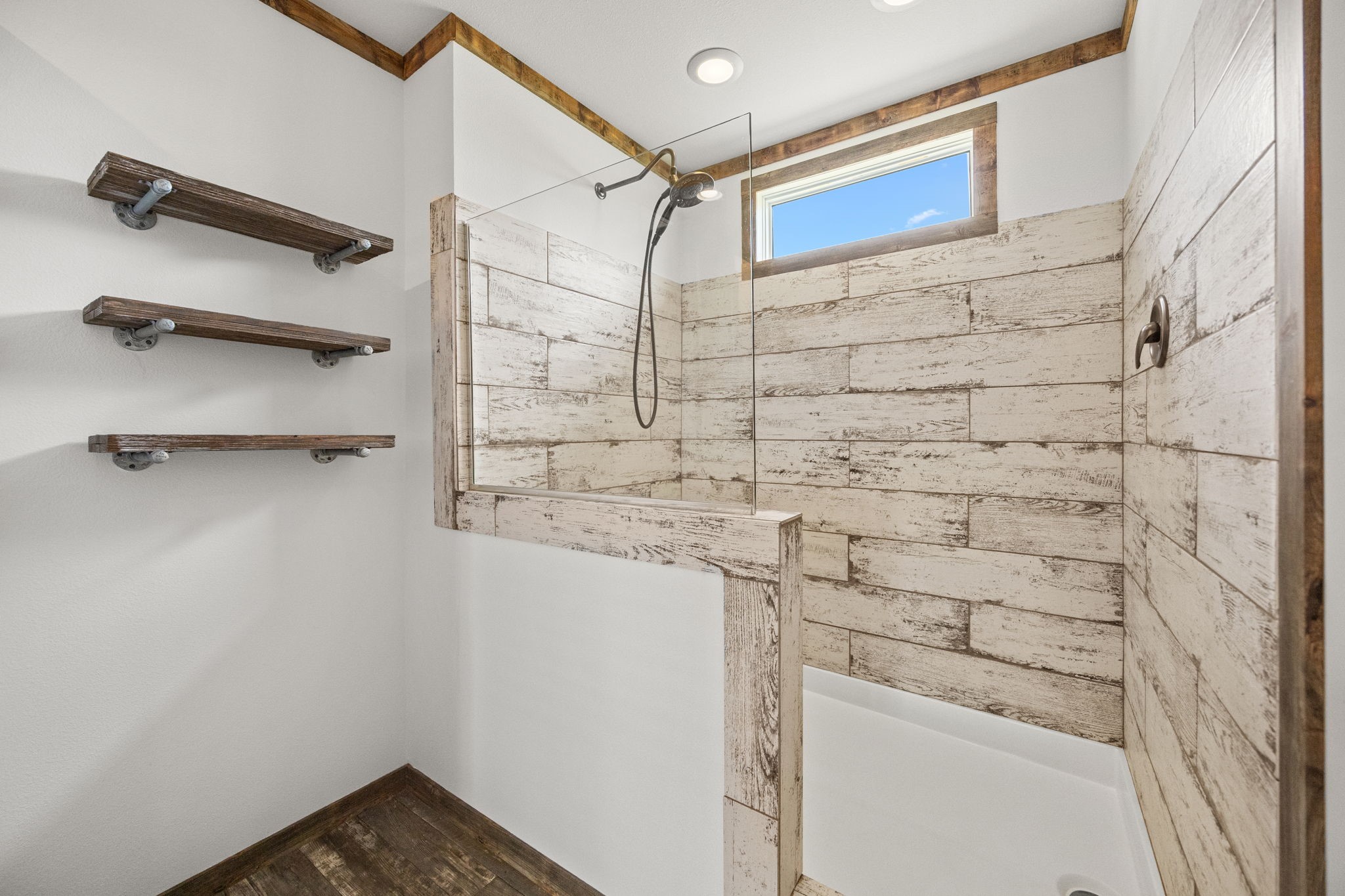 12708 28th Street Santa Fe, TX 77510 - Photo 21 of 29 a bathroom with a shower and a sink
