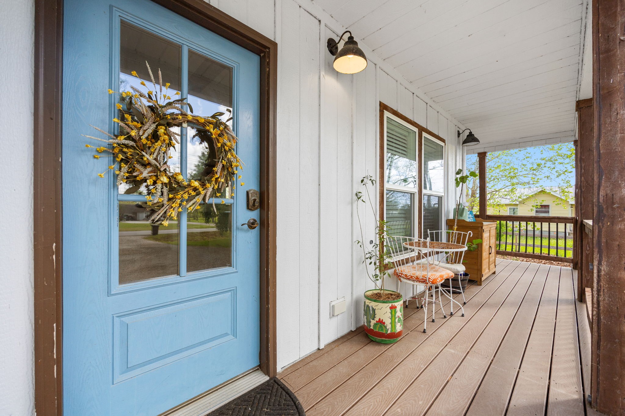 12708 28th Street Santa Fe, TX 77510 - Photo 4 of 29 a view of outdoor space with seating space