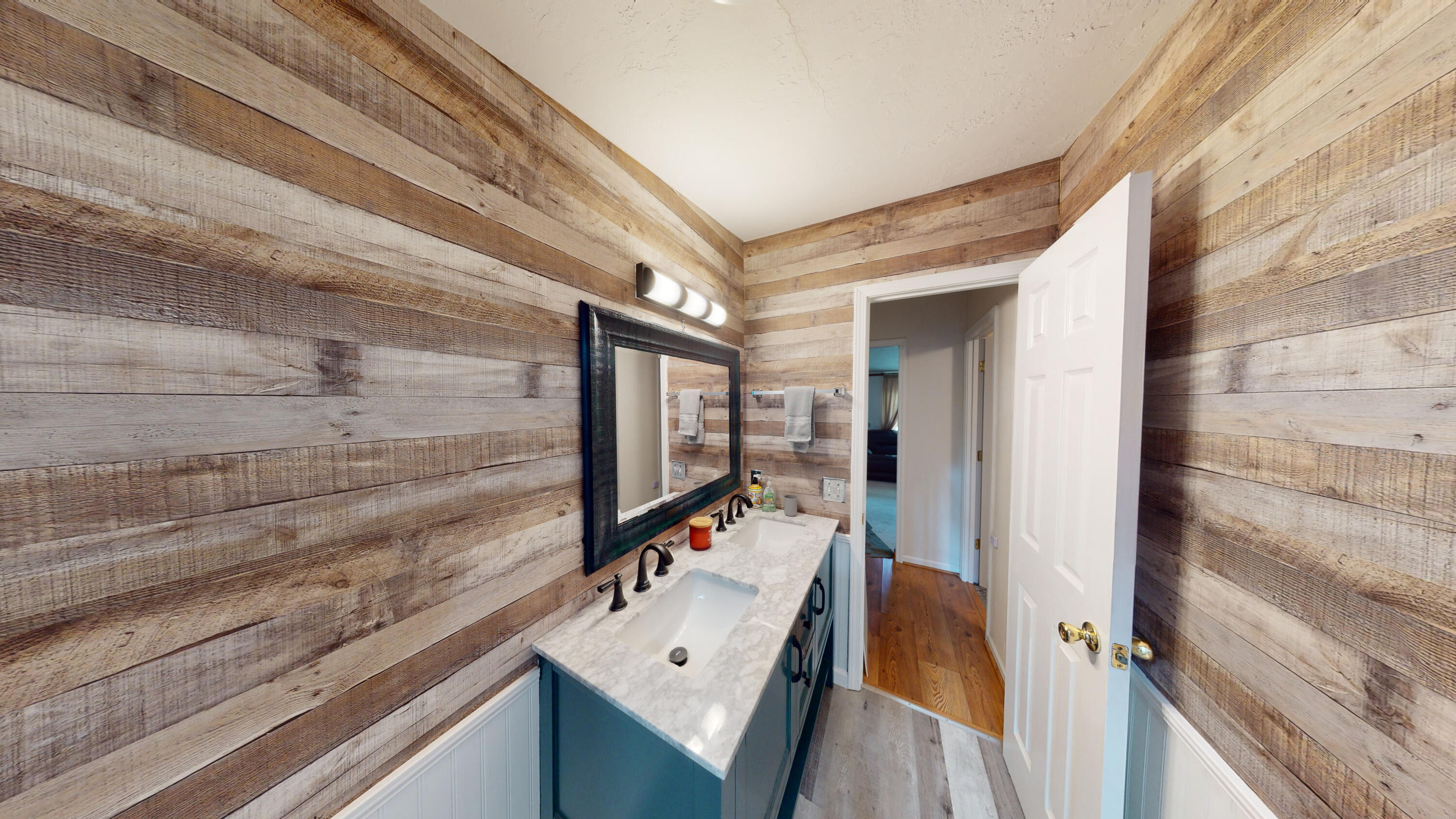 517 Red Cloud Road Ten Mile, TN 37880 - Photo 15 of 36 11-Bathroom 3