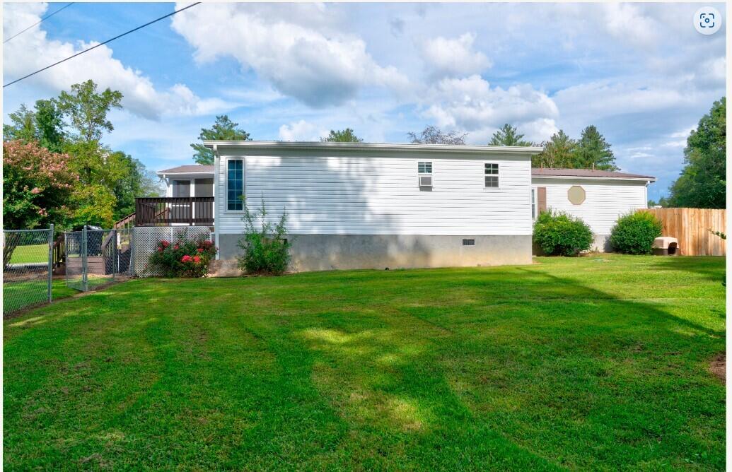 517 Red Cloud Road Ten Mile, TN 37880 - Photo 21 of 36 back of house 2 17
