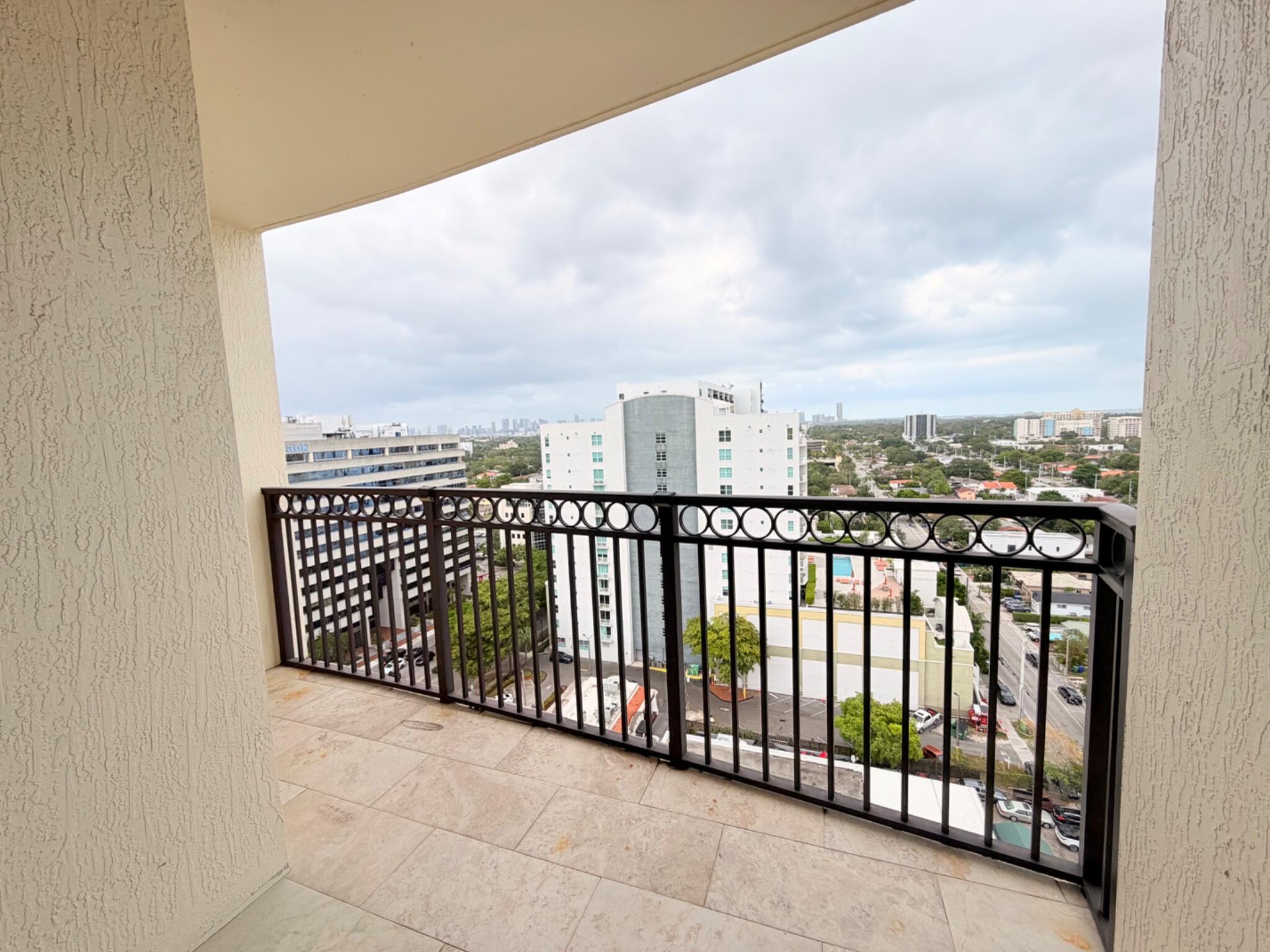 3232 Coral Way, Unit 1601 Miami, FL 33145 - Photo 20 of 27 a view of city from balcony