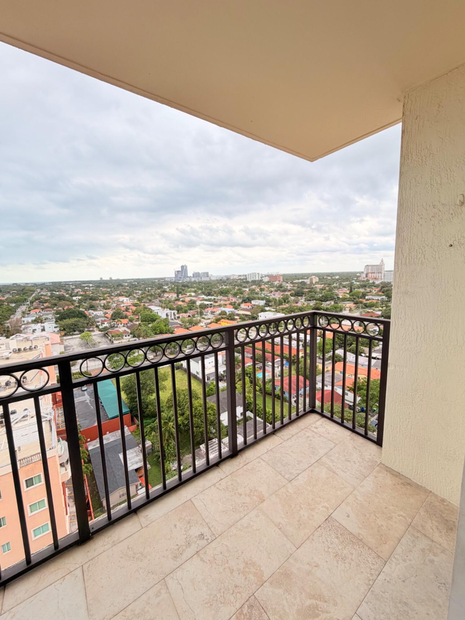 3232 Coral Way, Unit 1601 Miami, FL 33145 - Photo 21 of 27 a view of city from balcony