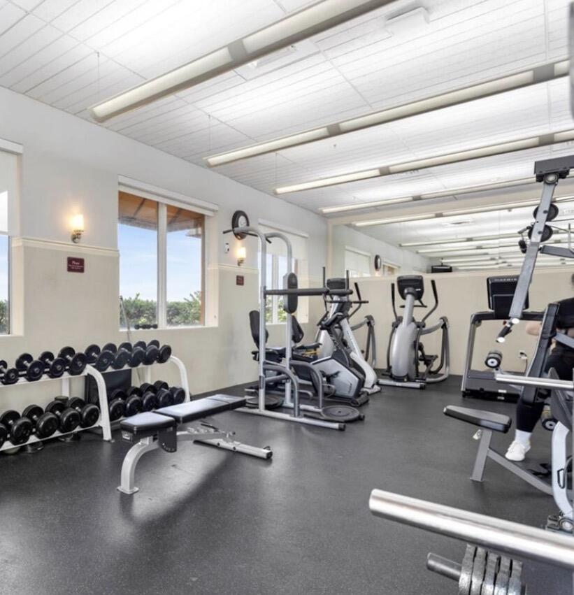 3232 Coral Way, Unit 1601 Miami, FL 33145 - Photo 26 of 27 a view of a room with gym equipment