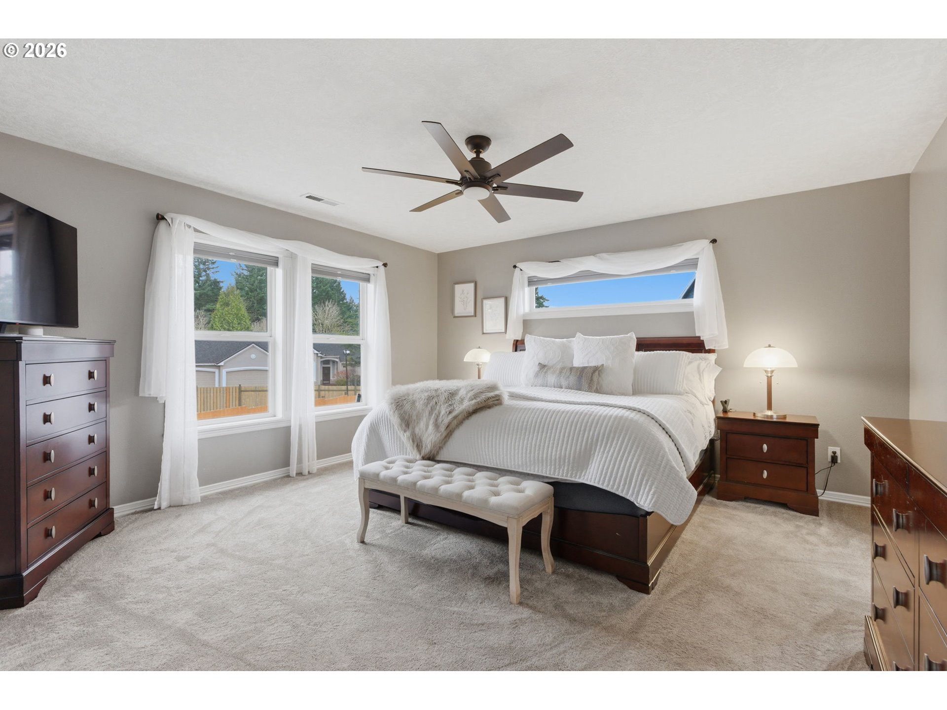 350 Southwest 37th Terrace Gresham, OR 97080 - Photo 12 of 30 Owner's Suite Bedroom