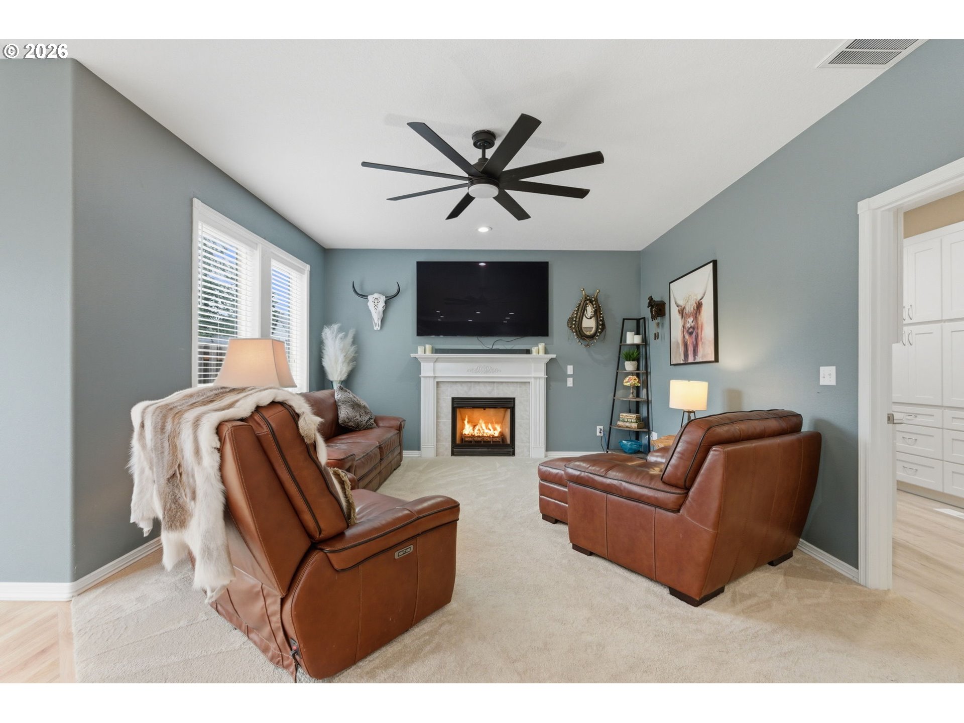 350 Southwest 37th Terrace Gresham, OR 97080 - Photo 10 of 30 Family Room