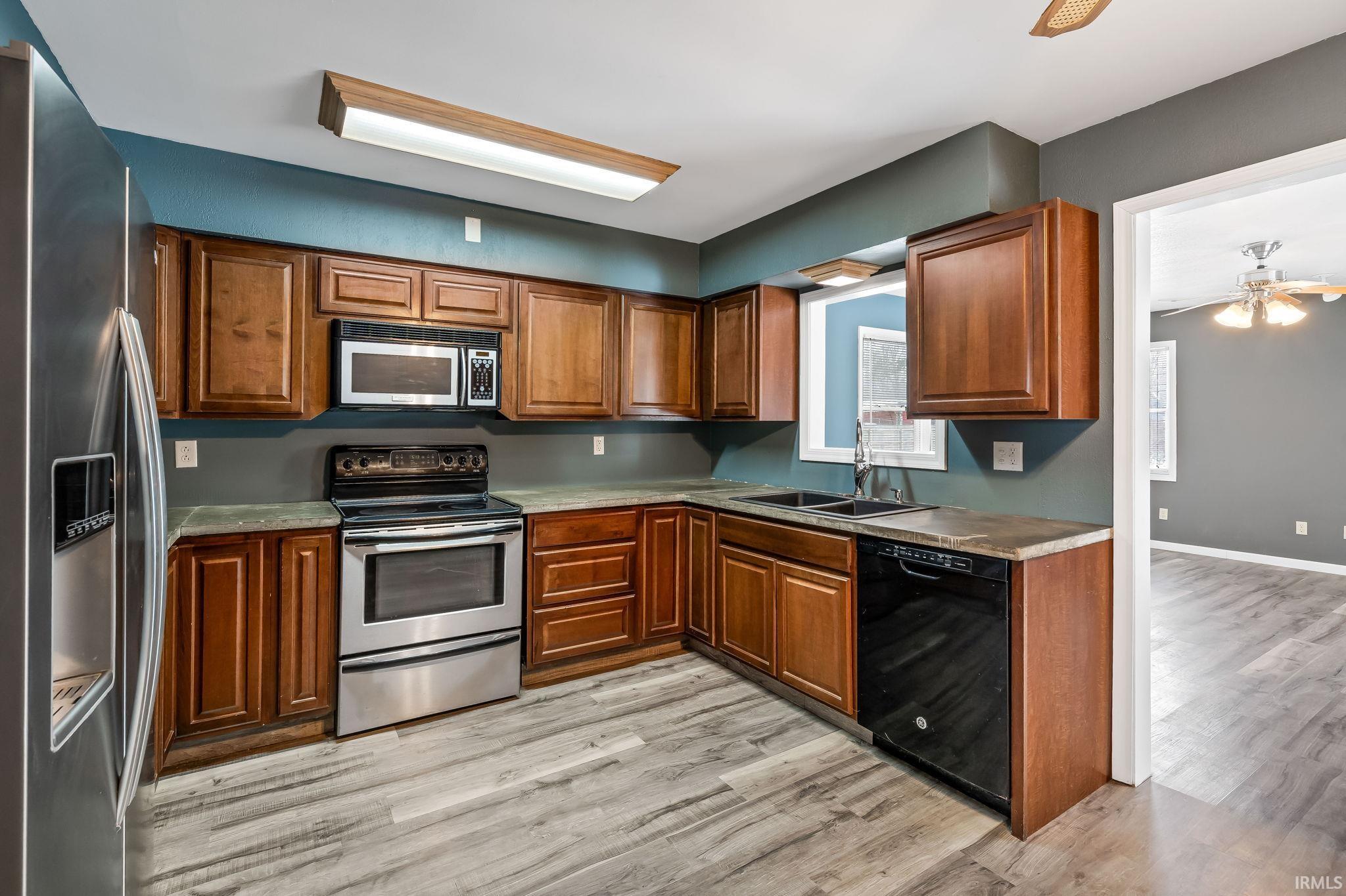 2121 Landin Road New Haven, IN 46774 - Photo 6 of 36 Gallery Image 6