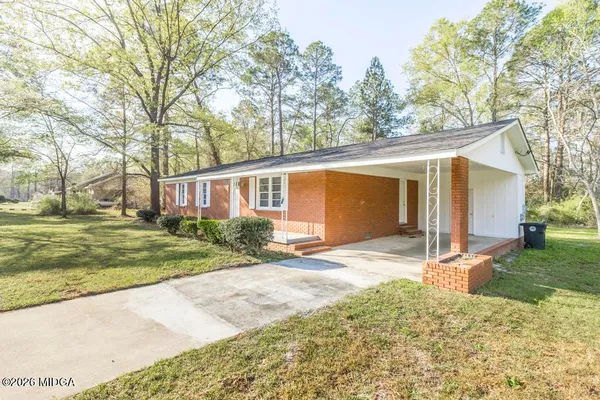 $179,900 | 918 Henderson Street, Dublin, GA 31021