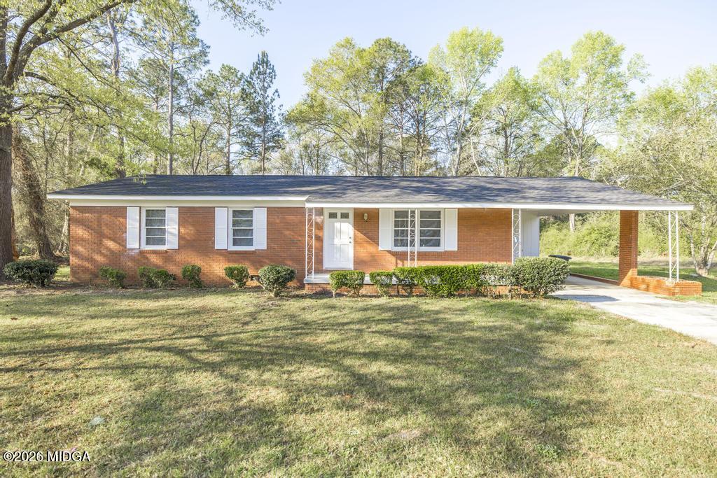 918 Henderson Street Dublin, GA 31021 - Photo 8 of 8 918_Henderson_St_4 (7)