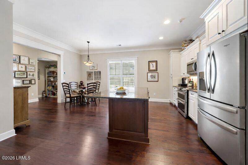 27 Tabby Shell Road Bluffton, SC 29910 - Photo 4 of 25 4R9A1418A